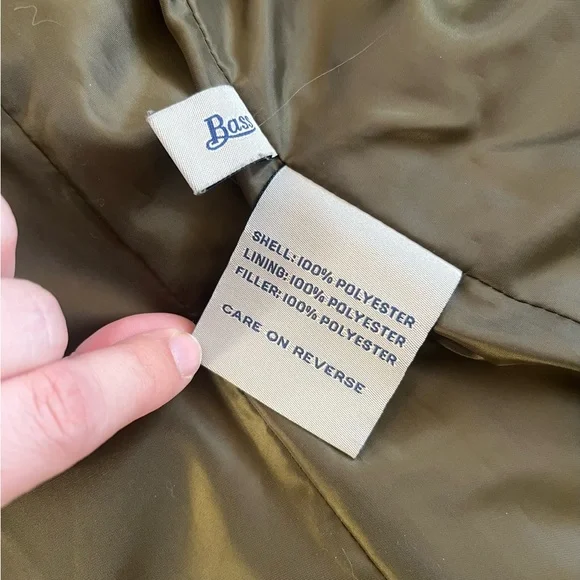 G.H. Bass & Co Hunter Green Quilted Vest - Picture 8 of 9